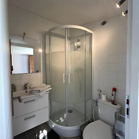 12 M2 Apartamento *