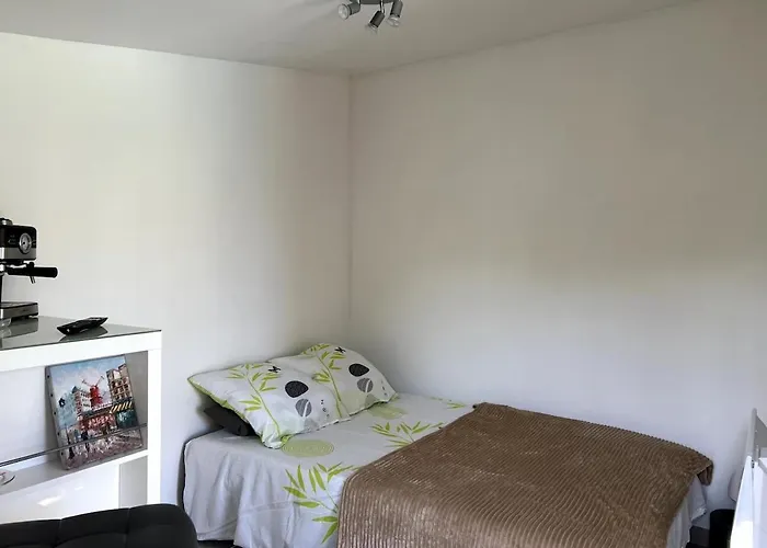 12 M2 *